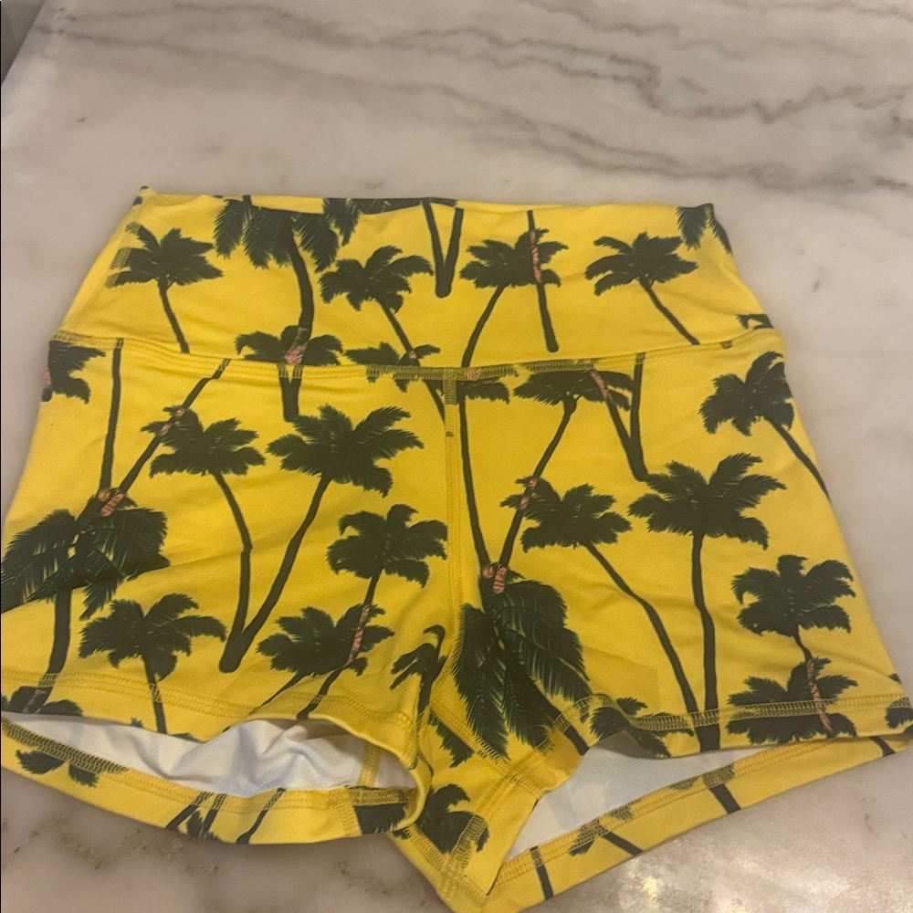 Fleo WZA Limited Edition Medium Yellow Tropical Print Shorts